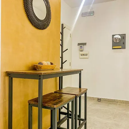 Apartment Sunny Penthouse In Gzira