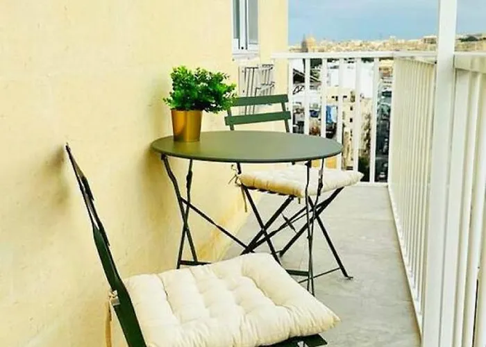 Apartament Sunny Penthouse In *